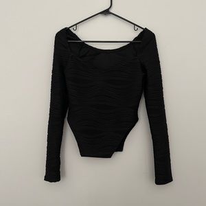 Long sleeve going out top